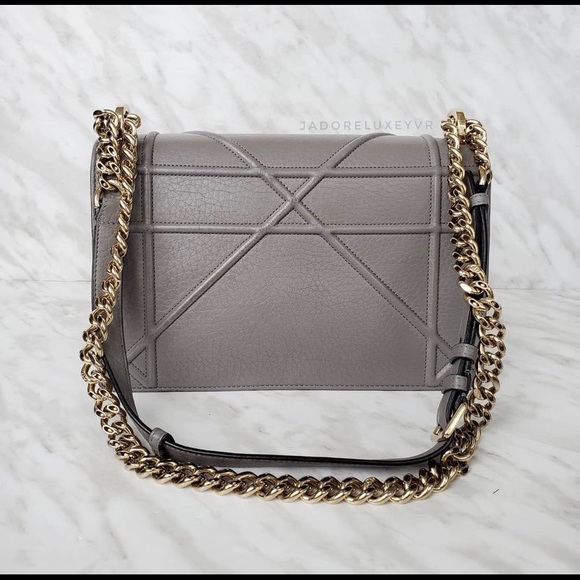 Authentic Grey Dior Diorama - Picture 4 of 9